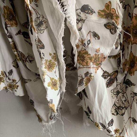 Free People Pebble Crepe So Fine Floral Smocked Tunic Top $108 Size S Small - Picture 5 of 6